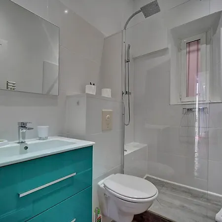 Daire Upstays - Fully Equipped -a C- Near Palais Des