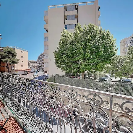 Upstays Balcony 96m2 Near Palais