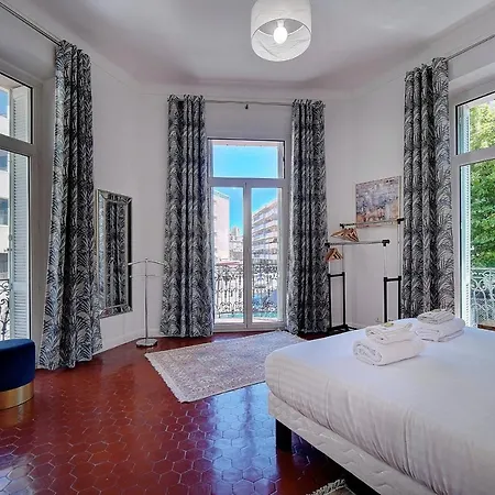 Upstays Balcony 96m2 Near Palais *